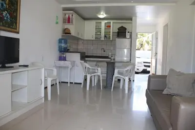 A cozinha ou kitchenette de APARTAMENTOS NO CARTIER PRAIA DO FUTURO FORTALEZA CONFORTAVEL COM 2 QRTOS 1 suite