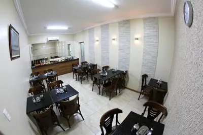 Um restaurante ou outro lugar para comer em Hotel Belem Fortaleza