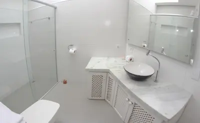 Uma casa de banho em Azul Pousada