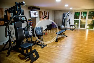 O centro de fitness e/ou as comodidades de fitness de GRAN SUMMER