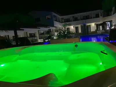 A piscina em ou perto de Hotel Pousada Canoa Quebrada