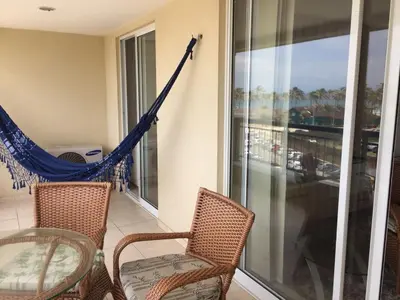 Uma varanda ou terraço em Apartamento condomínio Bech Village Fortaleza