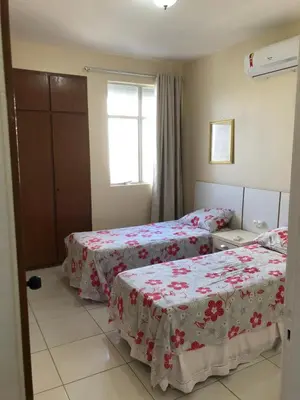 Uma cama ou camas num quarto em Apto próximo ao Shopping Iguatemi e Centro de Eventos