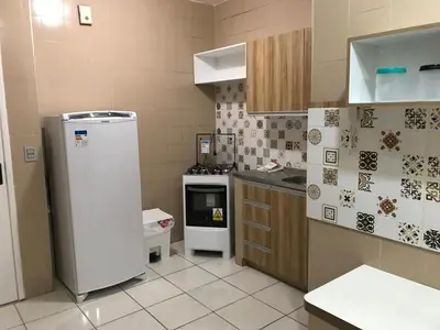 A cozinha ou kitchenette de Apto próximo ao Shopping Iguatemi e Centro de Eventos
