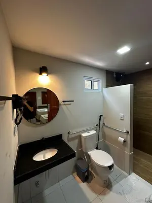 Uma casa de banho em Pousada Arco Iris Fortaleza