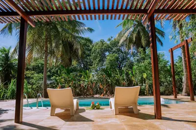 A piscina em ou perto de Refugios Parajuru - Chalet la Garagem