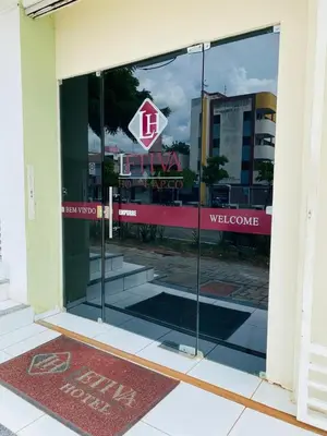 Um certificado, prémio, placa ou documento mostrado em Hotel Letiva Arco