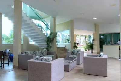 Uma área de estar em Star Hotel