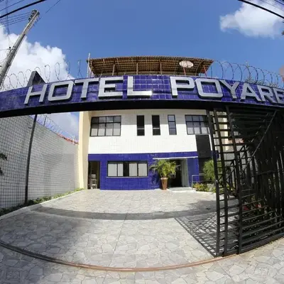 Hotel Poyares