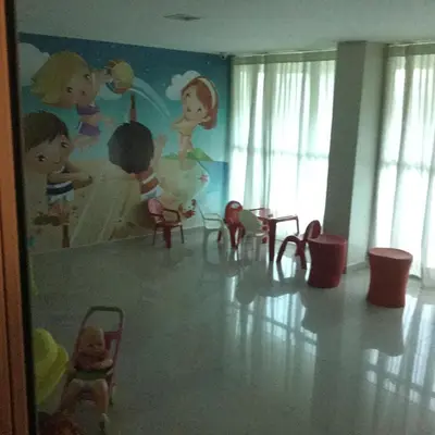 O clube infantil de Vgfun by Santa Cruz