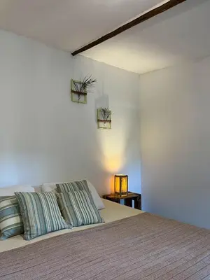 Uma cama ou camas num quarto em Indiana Kite school and Hostel