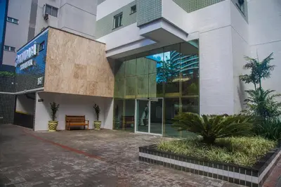 O edifício onde o hotel está situado