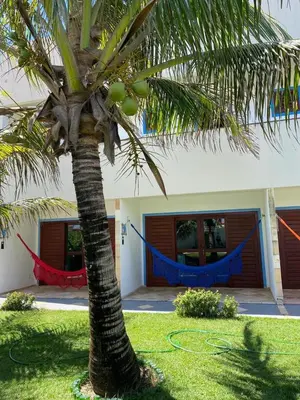Um jardim no exterior de Hotel Pousada Blauset
