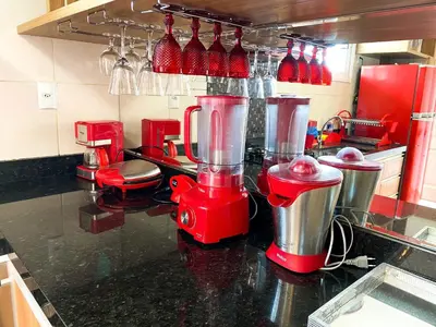 A cozinha ou kitchenette de Apartamento Completo no Beach Place Cumbuco - Apto Luxo