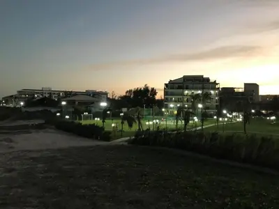 A planta de Apartamento Completo no Beach Living Porto das Dunas - Apto Luxo