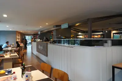 Um restaurante ou outro lugar para comer em LANDSCAPE SOLAR - Beira Mar de Fortaleza