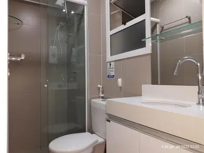 Uma casa de banho em Apartamento 2 quartos Fortaleza Meireles-100m Beira-Mar