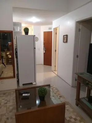 Uma televisão e/ou sistema de entretenimento em Flat Beira Mar Golden Fortaleza