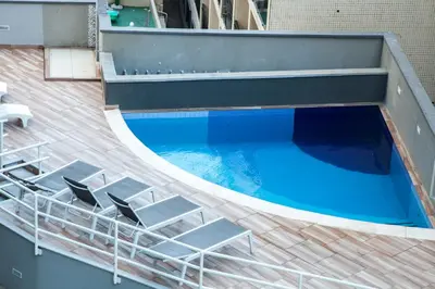A piscina em ou perto de Atlantico Flat