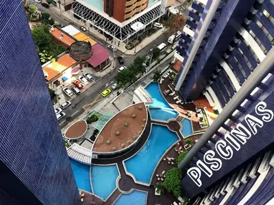 A vizinhança circundante ou próxima do apartamento