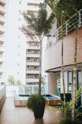 O edifício onde o apartamento está situado