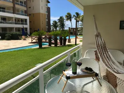 A piscina em ou perto de GranSol, Terreo, Pé na areia, 03 qtos, 08 adultos e 02 crianças, a 600m do B PARK