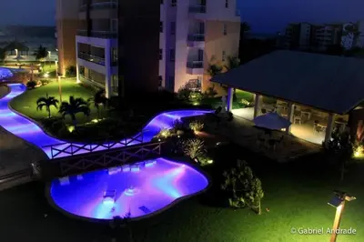 A piscina em ou perto de GranSol, Terreo, Pé na areia, 03 qtos, 08 adultos e 02 crianças, a 600m do B PARK