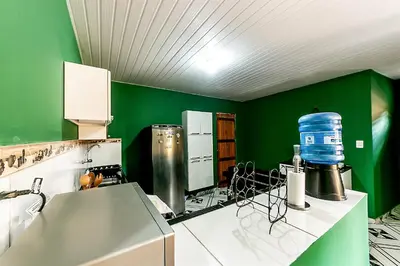 A cozinha ou kitchenette de Huisje Van Kuringen