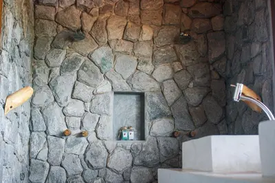 Uma casa de banho em Pousada Jardim do vento