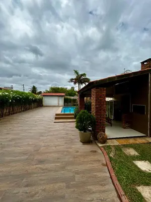 A piscina em ou perto de Porto das Dunas Casa Temporada Estilo e Conforto