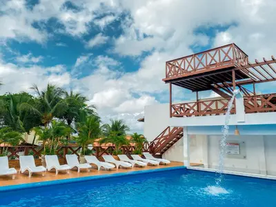A piscina em ou perto de Rede Andrade Vila Jeri