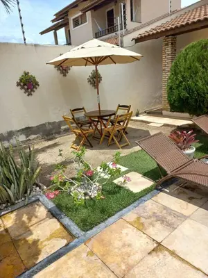 Um jardim no exterior de Casa na Praia de Águas Belas - Caponga