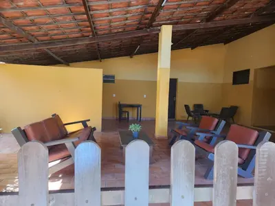 Uma área de estar em Hospedaria Encontro das Águas