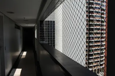 A planta de 13 FLAT BEIRA MAR Com ENERGIA, VAGA, 3 CAMAS, WI-FI e AR