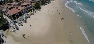 Uma praia em ou perto da casa de hóspedes