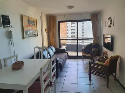 Uma área de estar em Condomínio Porto de Iracema