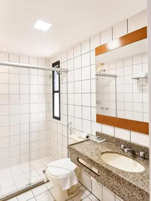 Uma casa de banho em Praia Mansa -PM - RP