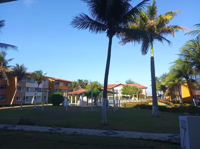 Um jardim no exterior de Ap 2 qts - Fortaleza - Praia do Futuro - Piscinas - WiFi - Ar-cond - Garagem