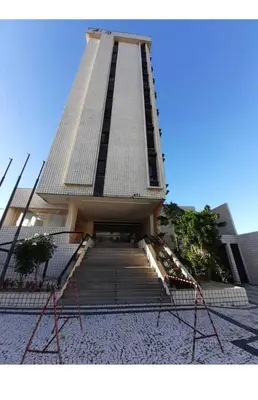 O edifício onde o apartamento está situado