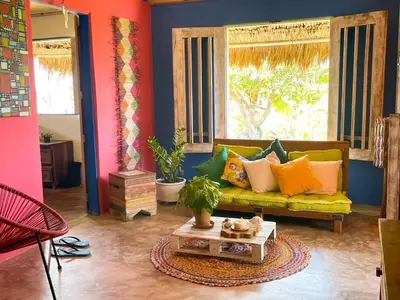 Uma área de estar em Casa Temática Icaraizinho