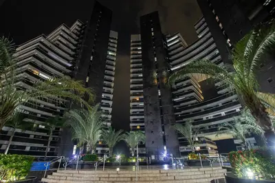 O edifício onde o apartamento está situado