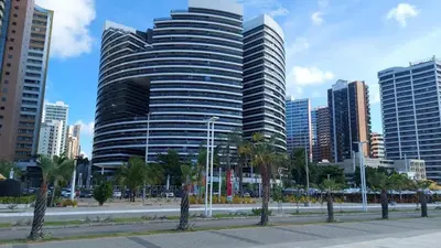 O edifício onde o apartamento está situado