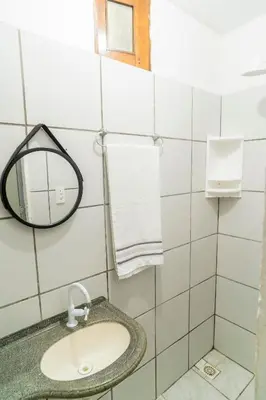 Uma casa de banho em Vila Davi Jeri - Flats e Casa