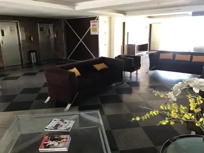 Uma área de estar em 202 Flat mobiliado Praia de Iracema