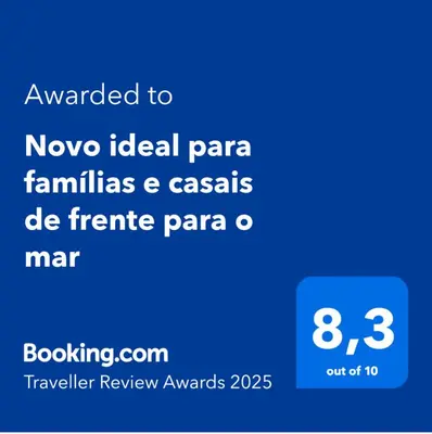 Um certificado, prémio, placa ou documento mostrado em Novo ideal para famílias e casais de frente para o mar