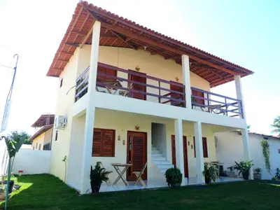 O edifício onde a casa de hóspedes está situado