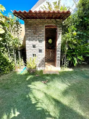 Um jardim no exterior de Butterfly House