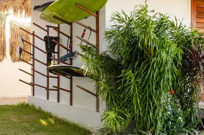 Um jardim no exterior de Vilarejo Preá