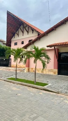 O edifício onde o apartamento está situado