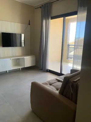 Uma televisão e/ou sistema de entretenimento em ALIZE CUMBUCO